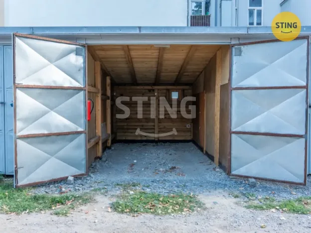 Pronájem garáže, Olomouc, Komenského, 16 m2
