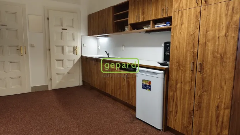 Pronájem kanceláře, Brno - Veveří, Moravské náměstí, 29 m2