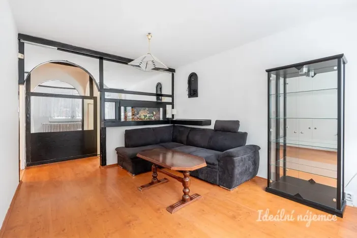 Pronájem bytu 2+1, Praha - Řepy, Makovského, 53 m2