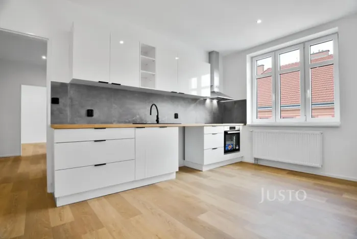 Pronájem bytu 2+1, Děčín, Plzeňská, 67 m2