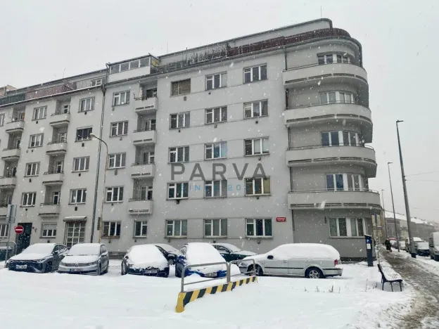 Pronájem bytu 1+kk, Praha - Vysočany, Kolbenova, 28 m2