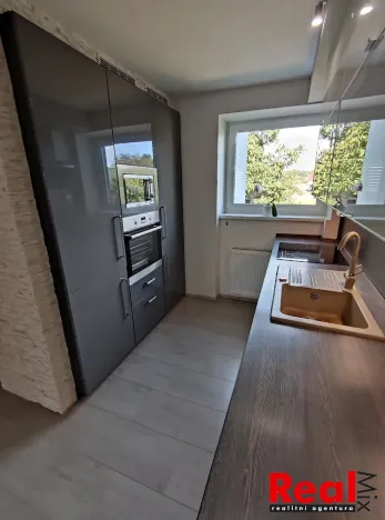 Pronájem bytu 4+kk, Rajhradice, Hlavní, 102 m2