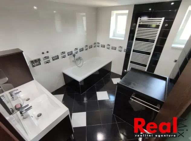 Pronájem bytu 4+kk, Rajhradice, Hlavní, 102 m2