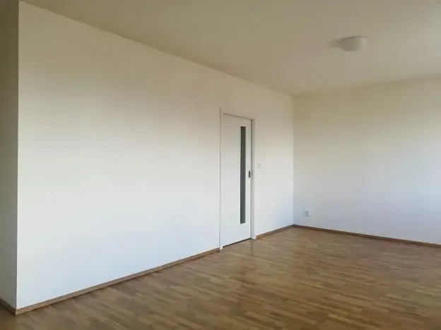 Pronájem bytu 1+kk, Praha - Holešovice, Malá Plynární, 33 m2