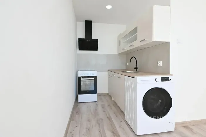 Pronájem bytu 2+kk, Most, Bohuslava Vrbenského, 40 m2