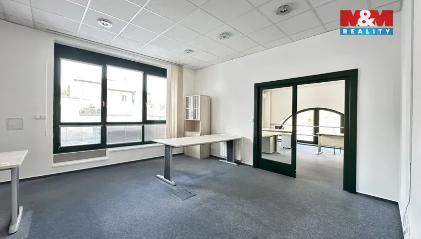 Pronájem kanceláře, Mladá Boleslav, Koněvova, 405 m2