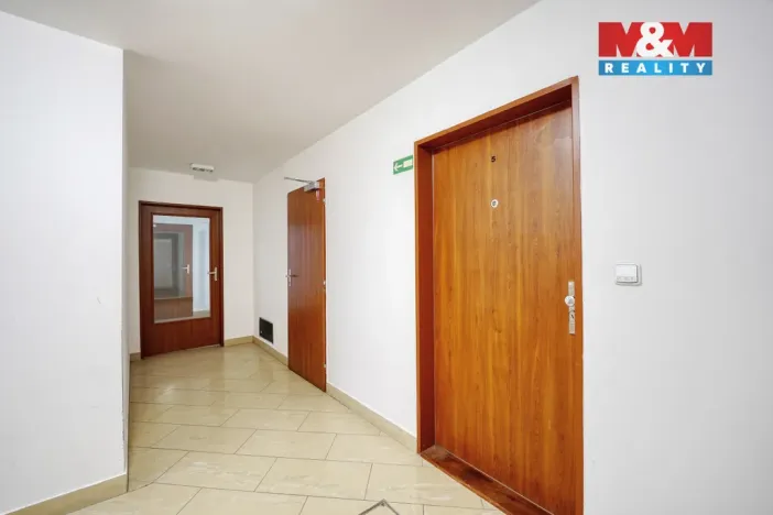 Prodej bytu 1+kk, Praha - Pitkovice, Májovková, 36 m2