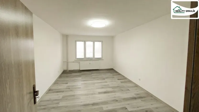 Pronájem bytu 3+1, Cheb, U Stadionu, 74 m2