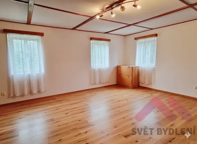 Pronájem chalupy, Šluknov, 180 m2