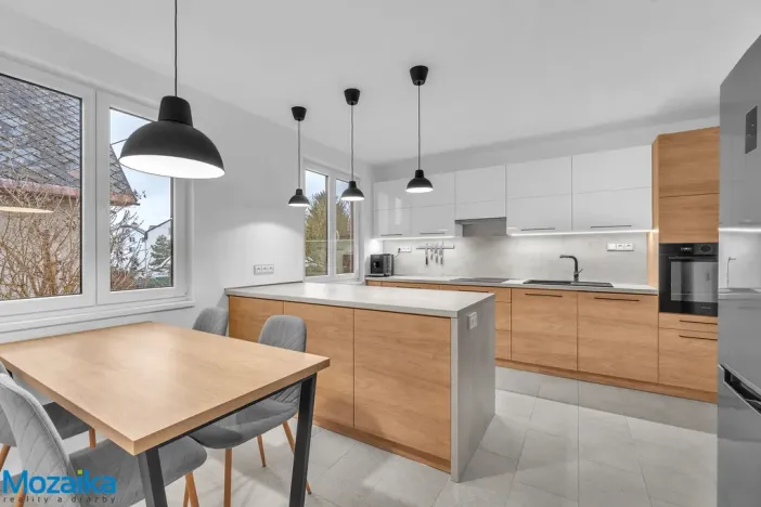 Prodej rodinného domu, Lanškroun - Žichlínské Předměstí, Dvorská, 277 m2