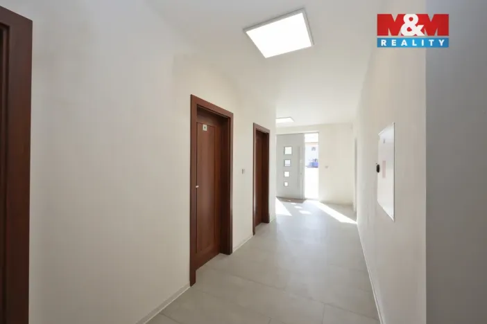 Prodej obchodního prostoru, Zbraslavice, 1381 m2