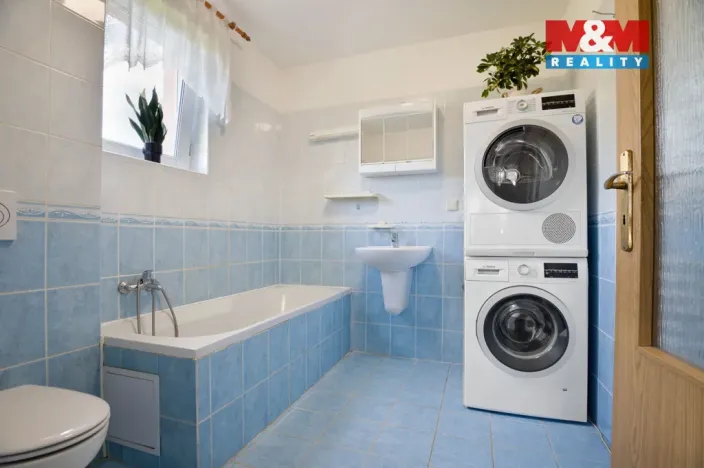 Prodej rodinného domu, Nové Dvory, 190 m2