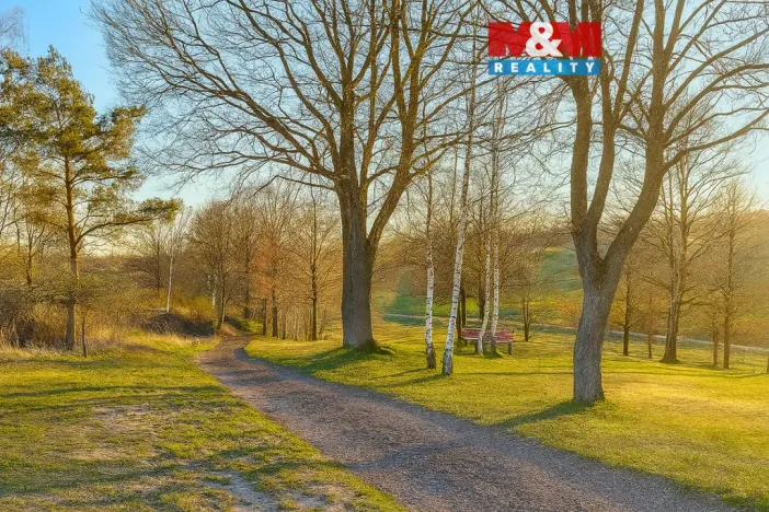 Prodej pozemku pro bydlení, Svijanský Újezd - Močítka, 33850 m2