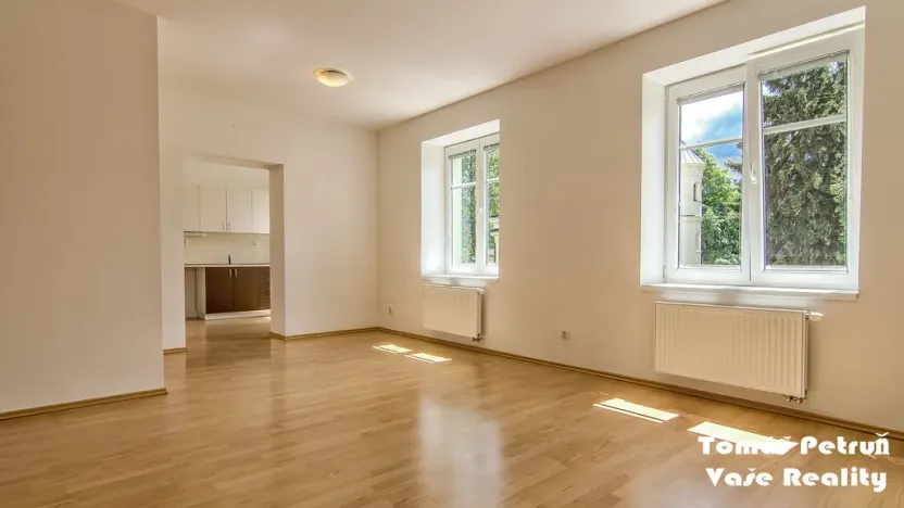 Pronájem bytu 2+1, Hradec Králové - Slezské Předměstí, Slavíčkova, 60 m2