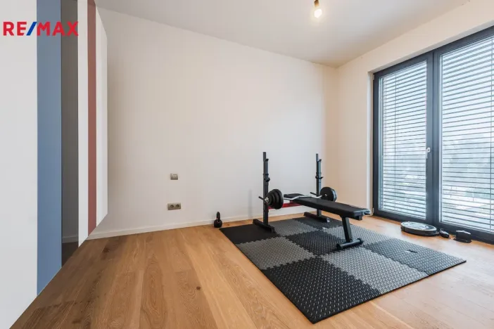 Pronájem bytu 3+kk, Praha - Libeň, Menclova, 96 m2