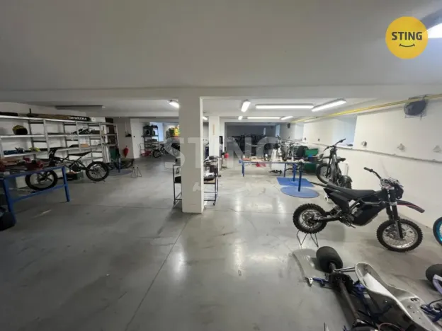 Pronájem skladu, Mankovice, 500 m2