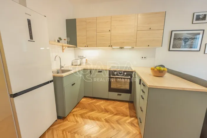 Prodej bytu 3+kk, Praha - Žižkov, Strážní, 72 m2