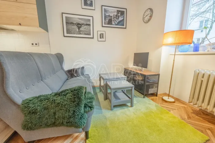 Prodej bytu 3+kk, Praha - Žižkov, Strážní, 72 m2