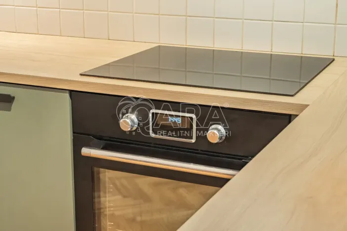 Prodej bytu 3+kk, Praha - Žižkov, Strážní, 72 m2