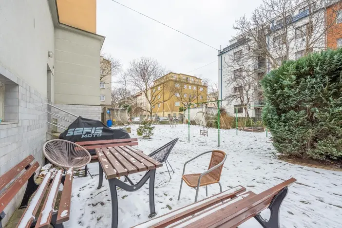 Prodej bytu 3+kk, Praha - Žižkov, Strážní, 72 m2