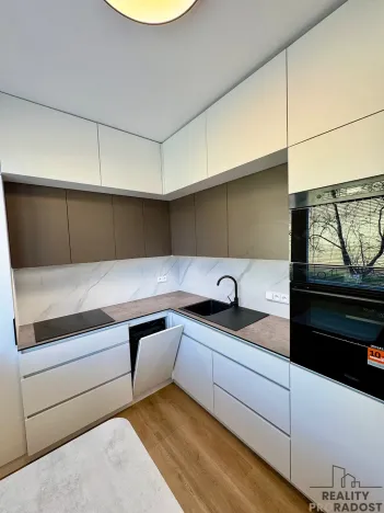 Pronájem bytu 3+1, Karviná, Divišova, 57 m2