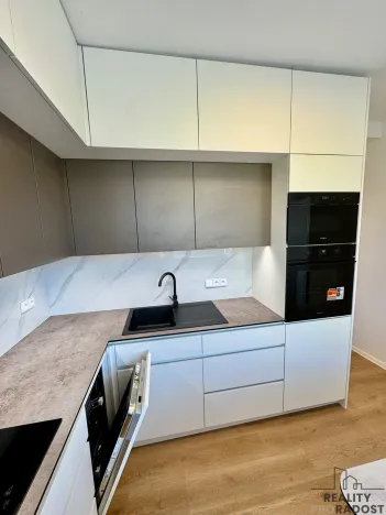 Pronájem bytu 3+1, Karviná, Divišova, 57 m2