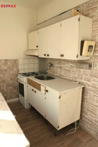 Pronájem bytu 1+1, Hradec Králové - Nový Hradec Králové, Mandysova, 35 m2