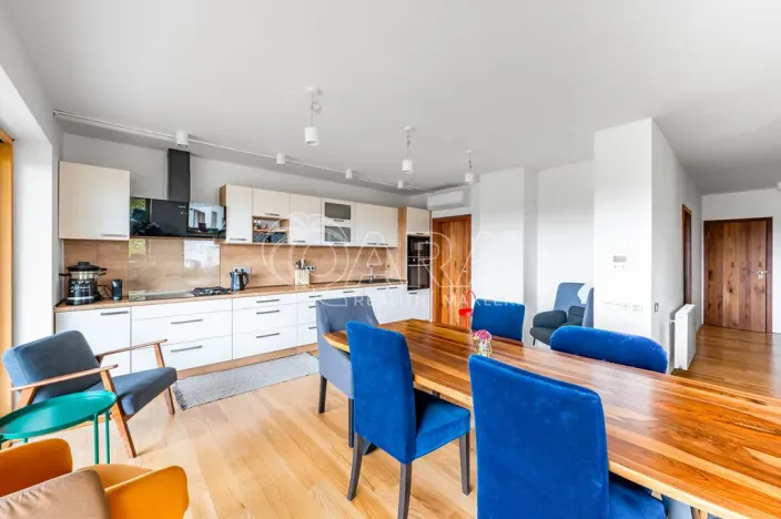 Pronájem vily, Roztoky, Nad vinicemi, 393 m2