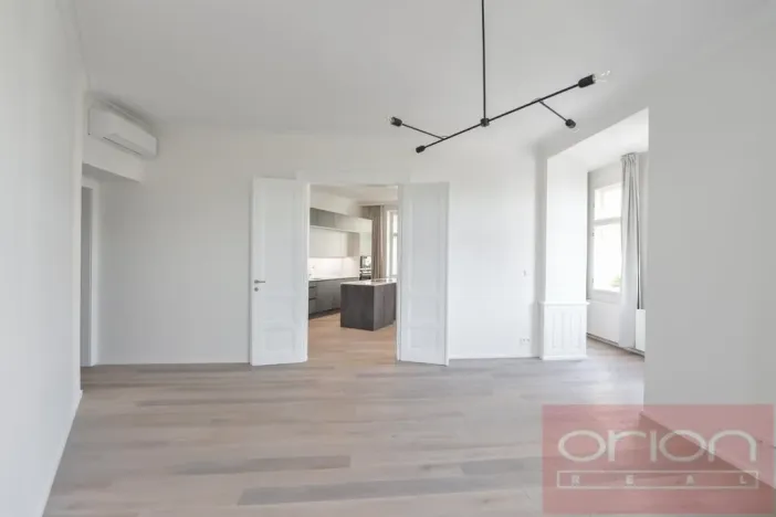 Pronájem bytu 3+kk, Praha - Vinohrady, náměstí Jiřího z Poděbrad, 138 m2