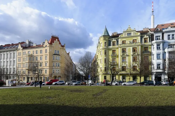 Pronájem bytu 3+kk, Praha - Vinohrady, náměstí Jiřího z Poděbrad, 138 m2