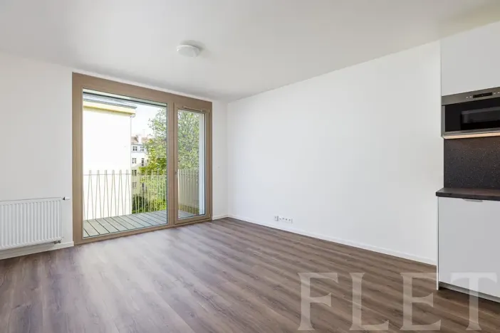 Pronájem bytu 2+kk, Praha - Žižkov, V domově, 50 m2