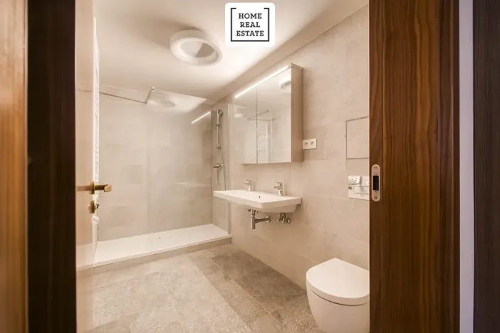 Pronájem bytu 2+kk, Praha - Smíchov, Vackové, 79 m2