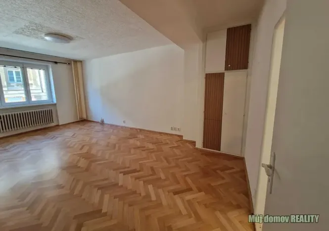 Pronájem bytu 2+kk, Praha - Podolí, Podolská, 58 m2