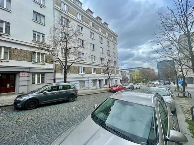 Pronájem bytu 2+kk, Praha - Žižkov, Radhošťská, 81 m2