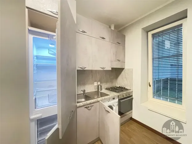 Pronájem bytu 2+kk, Praha - Žižkov, Cimburkova, 43 m2