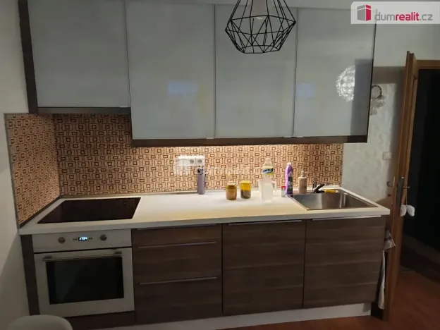 Pronájem bytu 2+kk, Jesenice, V Roháči I., 55 m2