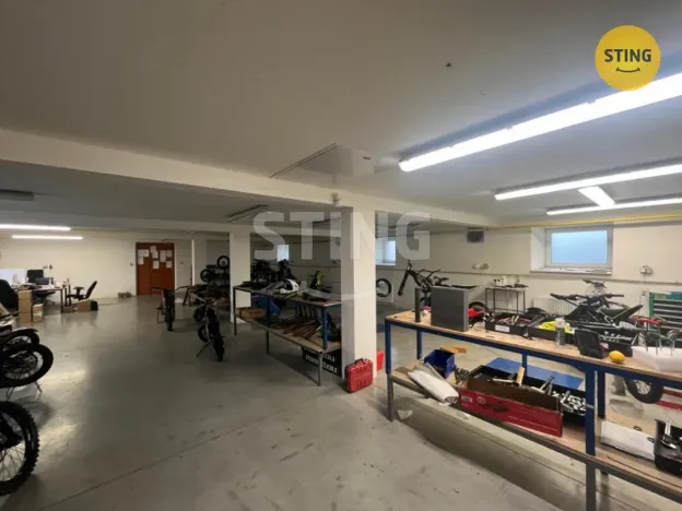 Pronájem skladu, Mankovice, 750 m2