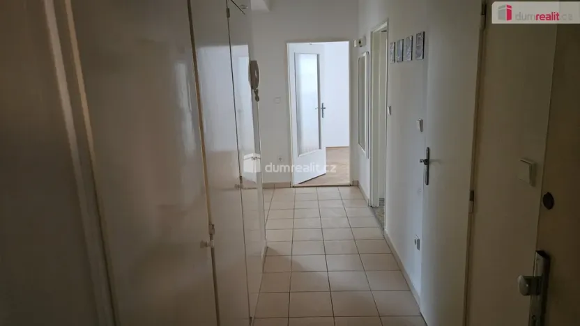 Pronájem bytu 2+1, Praha - Podolí, Podolská, 64 m2