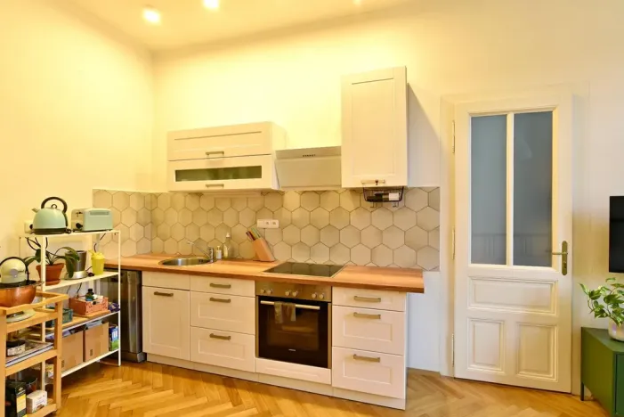 Pronájem bytu 2+kk, Praha - Vinohrady, Polská, 45 m2