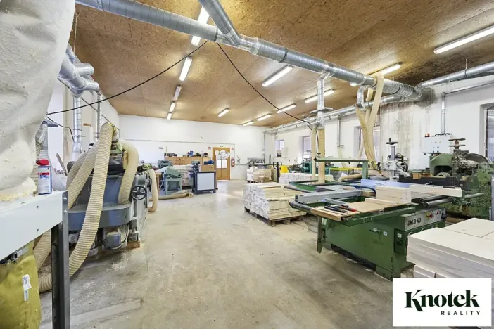 Pronájem výrobních prostor, Račice-Pístovice, 479 m2