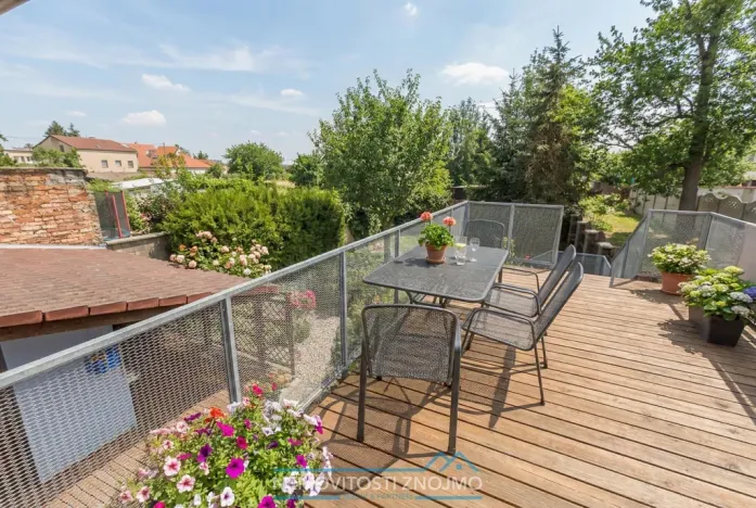 Prodej rodinného domu, Kuchařovice, Znojemská, 150 m2