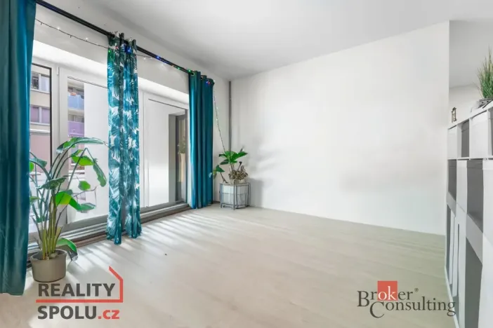 Prodej bytu 2+kk, Kladno - Kročehlavy, Arménská, 73 m2