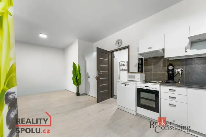 Prodej bytu 2+kk, Kladno - Kročehlavy, Arménská, 73 m2