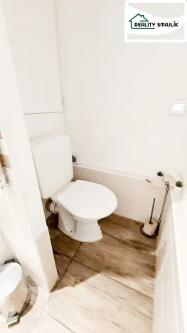 Pronájem bytu 2+1, Cheb, Stavbařů, 63 m2