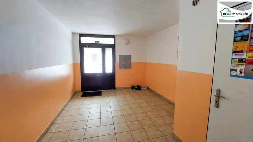 Pronájem bytu 2+1, Cheb, Stavbařů, 63 m2