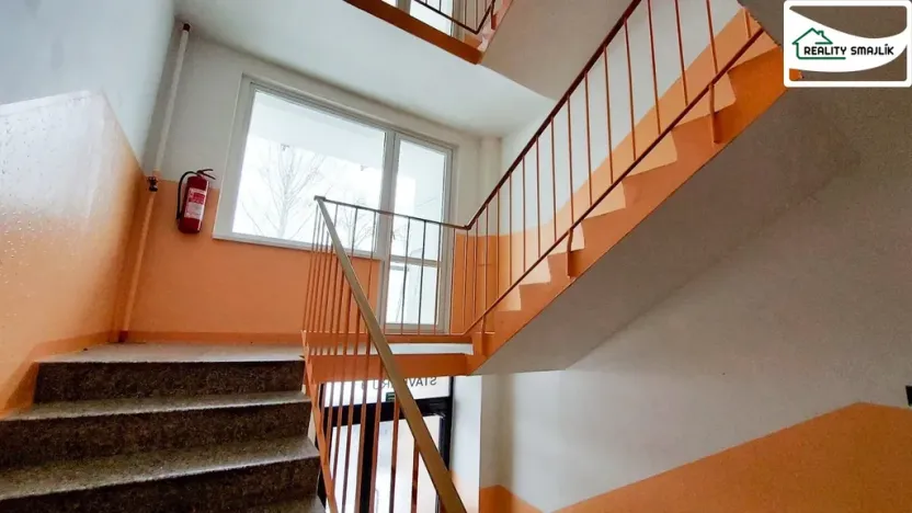 Pronájem bytu 2+1, Cheb, Stavbařů, 63 m2