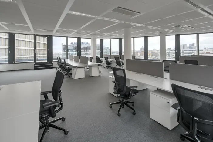 Pronájem kanceláře, Praha - Nusle, Pikrtova, 350 m2