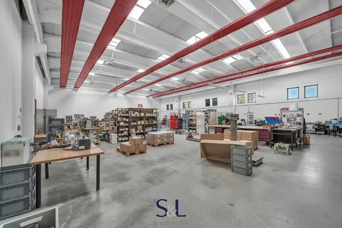 Prodej výrobních prostor, Turnov, Hruborohozecká, 2500 m2