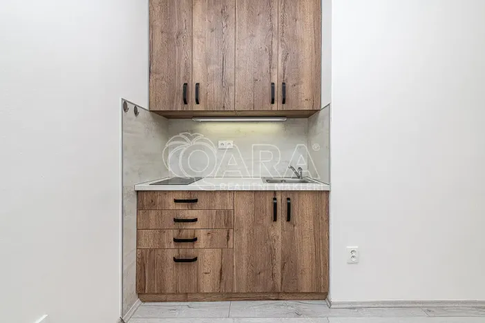 Prodej bytu 1+kk, Kralupy nad Vltavou - Lobeček, nám. Mládežníků, 27 m2