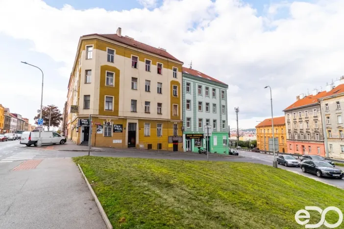 Prodej bytu 2+kk, Praha, Spojovací, 50 m2